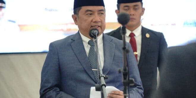 Pesan Penting Bupati Garut untuk Tiga Pejabat Eselon II Baru - PIC GARUT Pesan Penting Bupati Garut untuk Tiga Pejabat Eselon II Baru