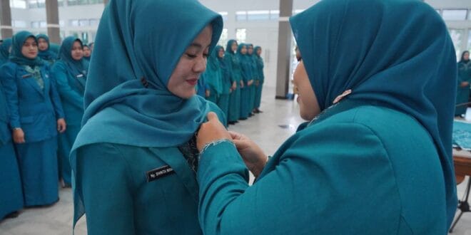 Ketua PKK Garut Lantik Pengurus, Fokus Tekan Stunting & UMKM