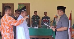 Camat Cibalong Lantik Pjs Kades Karyasari, Sampaikan Pesan Penting