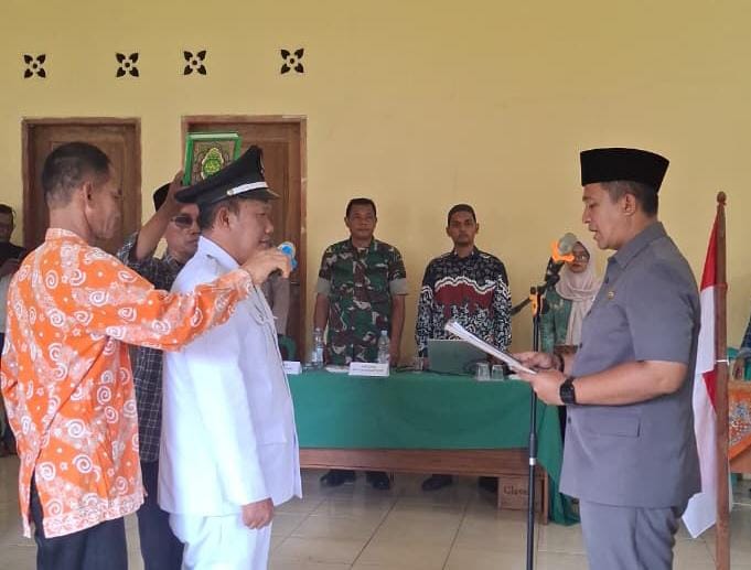 Pelantikan Pjs Kepala Desa Karyasari