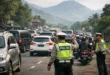 Arus Kendaraan ke Kawasan Wisata Garut Padat, Polisi Pastikan Lalu Lintas Terkendali Tanpa One Way